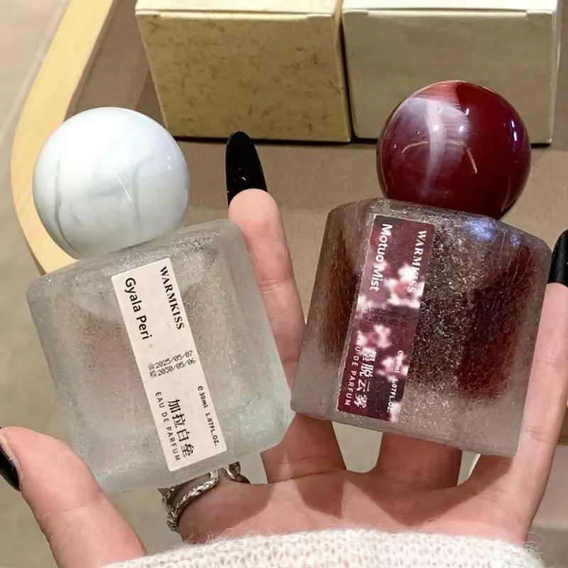 น้ำหอมผู้หญิง 30 มล. กลิ่นหอมต - Perfume Fragrance Families บทวิจารณ์และราคา